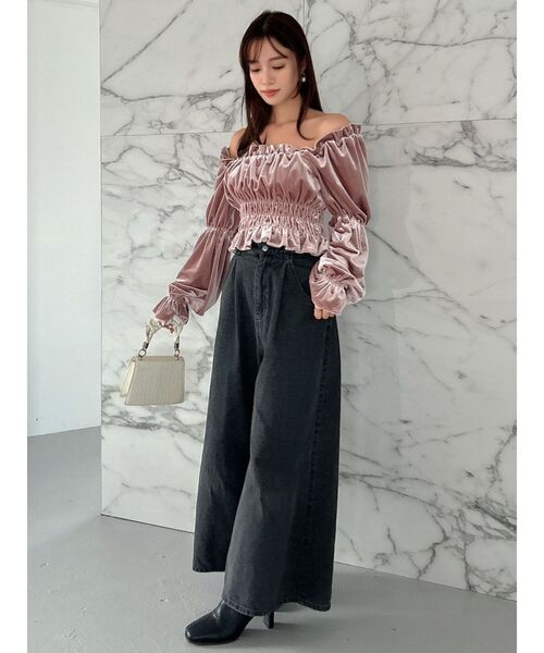 dazzlin（ダズリン）の「オフショルベロアトップス（Tシャツ/カットソー・レディース・ブラック/ネイビー/ピンク・FREE）」の9枚目の写真