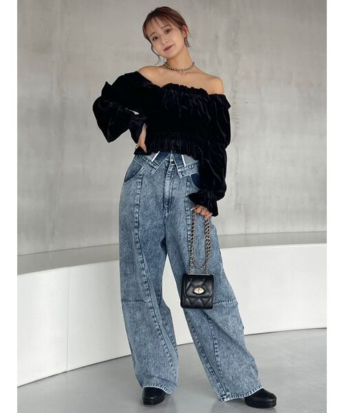 dazzlin（ダズリン）の「オフショルベロアトップス（Tシャツ/カットソー・レディース・ブラック/ネイビー/ピンク・FREE）」の20枚目の写真