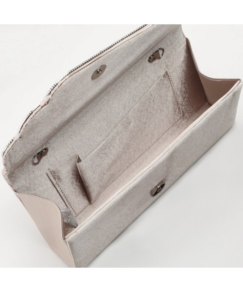 Callarus（カラルス）の「シェルプリーツサテンパーティバッグ（クラッチバッグ・レディース・グレー/ベージュ・FREE）」の12枚目の写真