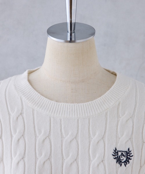 one after another NICE CLAUP（ワンアフターアナザーナイスクラップ）の「ワンポイント刺しゅうケーブルニット（ニット/セーター・レディース・ネイビー/グレー/レッド/オフホワイト/ピンク・FREE）」の20枚目の写真
