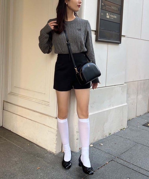 one after another NICE CLAUP（ワンアフターアナザーナイスクラップ）の「ワンポイント刺しゅうケーブルニット（ニット/セーター・レディース・ネイビー/グレー/レッド/オフホワイト/ピンク・FREE）」の11枚目の写真