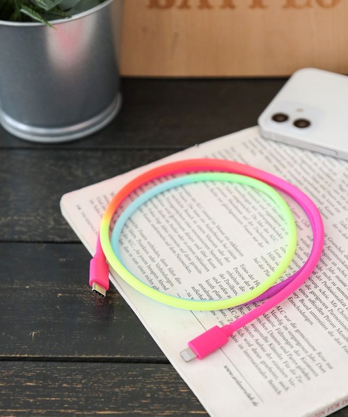 セール】レインボーケーブルtypeC to Lightning（スマホグッズ