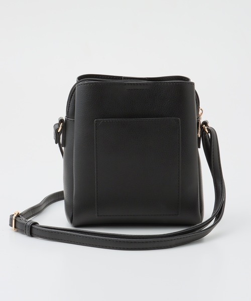 Honeys（ハニーズ）の「軽量両あおりショルダーミニバッグ（ショルダーバッグ・レディース・アイボリー/ブラック/グレイッシュベージュ/シルバー/ライトベージュ/マスタード/レッド・FREE）」の17枚目の写真