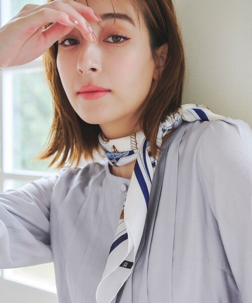 Tiaclasse（ティアクラッセ）の「シアーピンタックブラウス（シャツ/ブラウス・レディース・ピンク/アイボリー/グレー/チャコールグレー・M/L）」の8枚目の写真