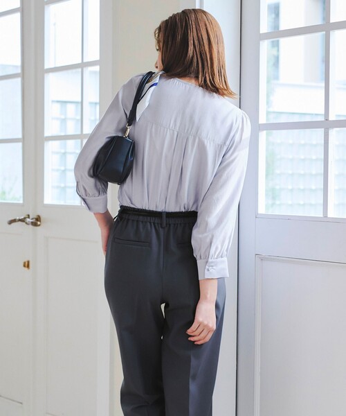 Tiaclasse（ティアクラッセ）の「シアーピンタックブラウス（シャツ/ブラウス・レディース・ピンク/アイボリー/グレー/チャコールグレー・M/L）」の11枚目の写真