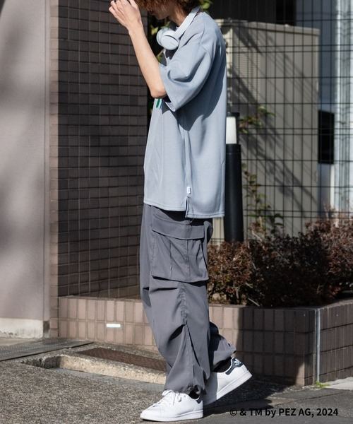 Red Cap Girl（レッドキャプガール）の「【a-r】〔PEZ×Red Cap Girl〕別注とろみポンチ イラストプリント サイドスリット BIG TEE（Tシャツ/カットソー・メンズ・ホワイト系1/ホワイト系2/ブラック系1/ブラック系2/グレー系1/グレー系2/ベージュ系1/ベージュ系2/ブルー系1/ブルー系2・MEDIUM/LARGE/X-LARGE）」の15枚目の写真