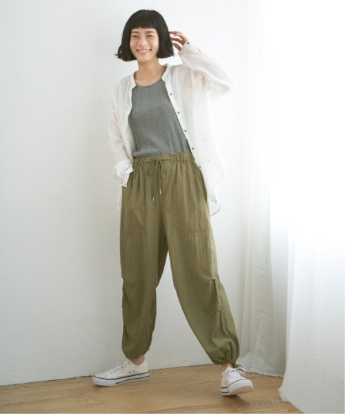 LBC(エルビーシー)の「パラシュートパンツ(その他パンツ・レディース・ベージュ/チャコールグレー/オリーブ・M/L)」の22枚目の写真