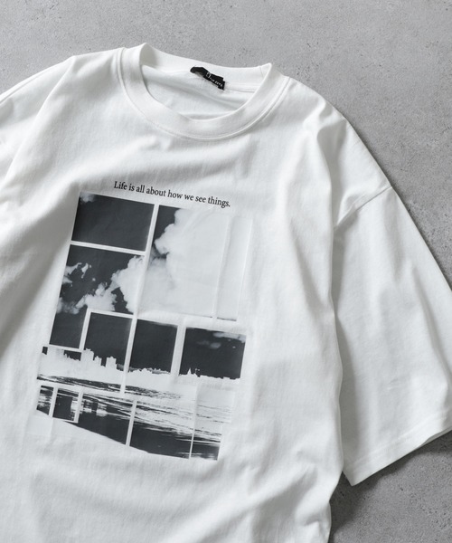 ZIP FIVE（ジップファイブ）の「【ZIP FIVE】 ストリート フォトグラフィック プリント ビッグシルエット 半袖 Tシャツ（Tシャツ/カットソー・メンズ・ブラック系/ホワイト/ブラック系1/ブラック/ホワイト系/ホワイト系1・MEDIUM/LARGE）」の3枚目の写真