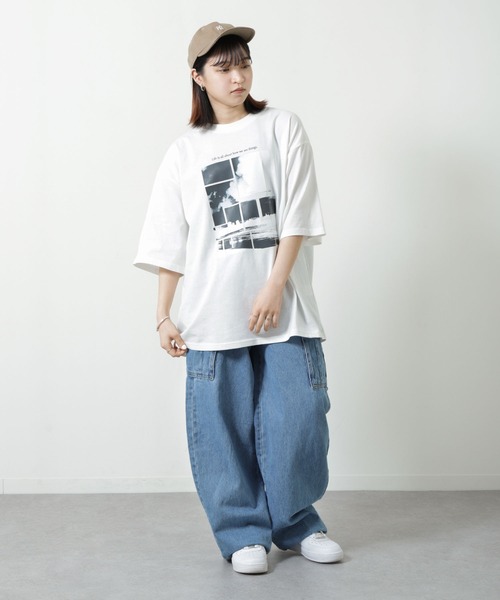 ZIP FIVE（ジップファイブ）の「【ZIP FIVE】 ストリート フォトグラフィック プリント ビッグシルエット 半袖 Tシャツ（Tシャツ/カットソー・メンズ・ブラック系/ホワイト/ブラック系1/ブラック/ホワイト系/ホワイト系1・MEDIUM/LARGE）」の12枚目の写真