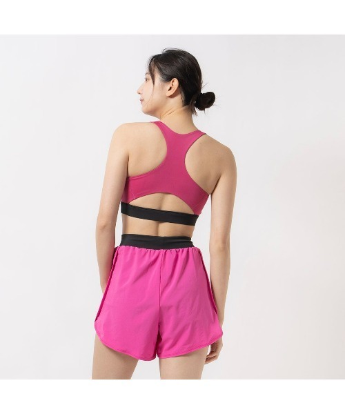 Reebok（リーボック）の「レーサーバック ブラトップ / ID TRAIN RACER BRA（スポーツブラ・レディース・イエロー/ピンク/ブラック・X-SMALL/SMALL/MEDIUM/LARGE/X-LARGE/XX-LARGE）」の5枚目の写真