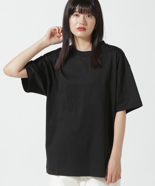 ATON（エイトン）の「ATON (エイトン) SUVIN 60/2  OVERSIZED S/S T-SHIRT（Tシャツ/カットソー・レディース・ブラック/ホワイト/ライトグレー/キャメル・2）」の3枚目の写真