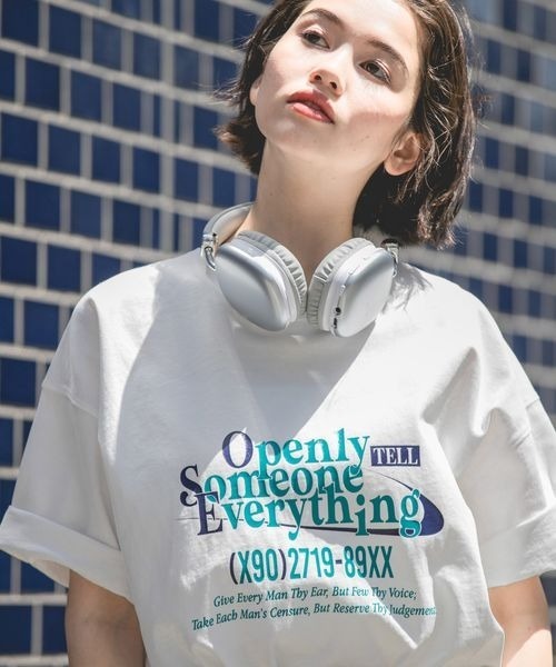 PBLIM(ページボーイリム)の「PBLIM/ショップロゴT(Tシャツ/カットソー・レディース・チャコールグレー/オフホワイト/イエロー/ネイビー・MEDIUM/LARGE)」の2枚目の写真