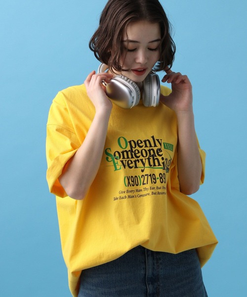 PBLIM(ページボーイリム)の「PBLIM/ショップロゴT(Tシャツ/カットソー・レディース・チャコールグレー/オフホワイト/イエロー/ネイビー・MEDIUM/LARGE)」の4枚目の写真