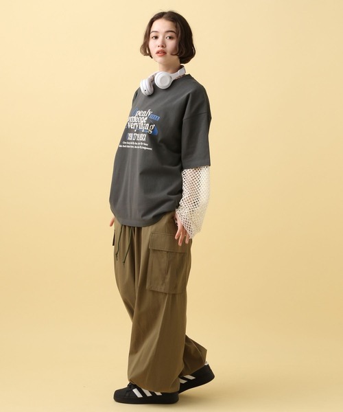 PBLIM(ページボーイリム)の「PBLIM/ショップロゴT(Tシャツ/カットソー・レディース・チャコールグレー/オフホワイト/イエロー/ネイビー・MEDIUM/LARGE)」の11枚目の写真