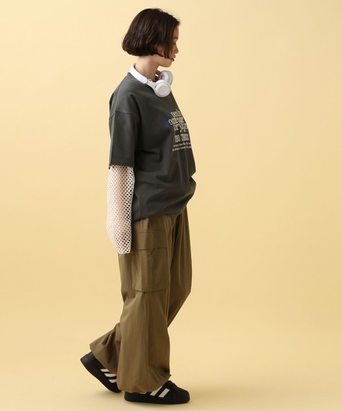 PBLIM(ページボーイリム)の「PBLIM/ショップロゴT(Tシャツ/カットソー・レディース・チャコールグレー/オフホワイト/イエロー/ネイビー・MEDIUM/LARGE)」の13枚目の写真