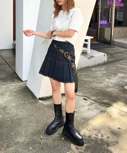 WHO'S WHO gallery（フーズフーギャラリー）の「【SLOPPY/スロッピー】フューチャーロゴジップ半袖TEE（Tシャツ/カットソー・レディース・オフホワイト/グレー/チャコールグレー/ブラック/ライトグレー/ブラック系その他/レッド/ブラック系その他2/グレー系その他/ブラック系その他3/グレー系その他2/ブラウン/ホワイト系その他・FREE）」の21枚目の写真