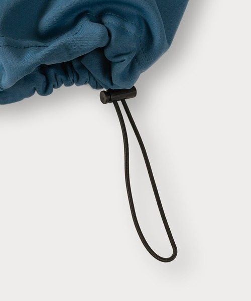 SlashDate(スラッシュデイト)の「ハチ刺繍ワンポイント サイドライン 半袖ハーフジップ/オーバーサイズ(Tシャツ/カットソー・メンズ・クリーム/ブルー/ブラック/グレイッシュベージュ・M/L)」の11枚目の写真