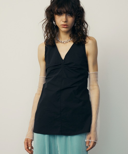 uyu.（ウユ）の「Back Open Sleeveless Blouse / バックオープンノースリーブブラウス【uyu./ウユ】（シャツ/ブラウス・レディース・ブルー/ブラック・FREE）」の21枚目の写真