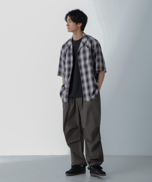 NANO universe（ナノユニバース）の「レーヨンオンブレチェックシャツ 半袖（シャツ/ブラウス・メンズ・グレー/ブルー/ブラック・S/M/L/XL）」の21枚目の写真