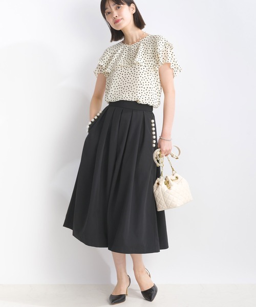 PICCIN PERLA（ピッチンペルラ）の「ラッフルカラーハートブラウス（シャツ/ブラウス・レディース・オフホワイト/ブラック・M）」の7枚目の写真