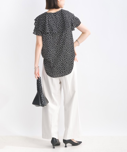 PICCIN PERLA（ピッチンペルラ）の「ラッフルカラーハートブラウス（シャツ/ブラウス・レディース・オフホワイト/ブラック・M）」の16枚目の写真