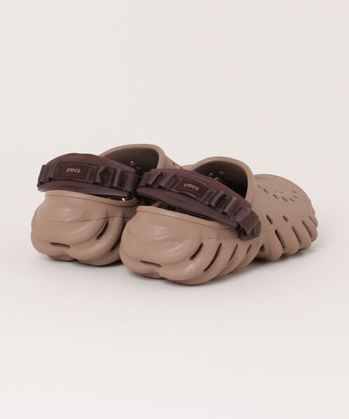 crocs(クロックス)の「【CROCS】Echo Clog(サンダル・レディース・モカ・23cm/22cm/24cm)」の2枚目の写真