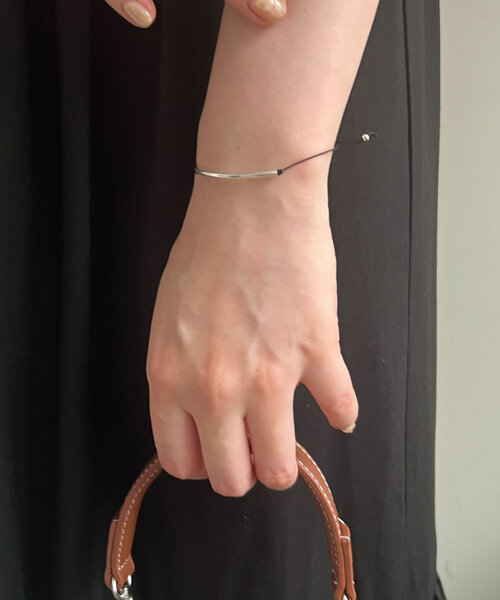 SHENERY（シーナリー）の「コードブレスレット（ブレスレット・レディース・ブラック・FREE）」の8枚目の写真