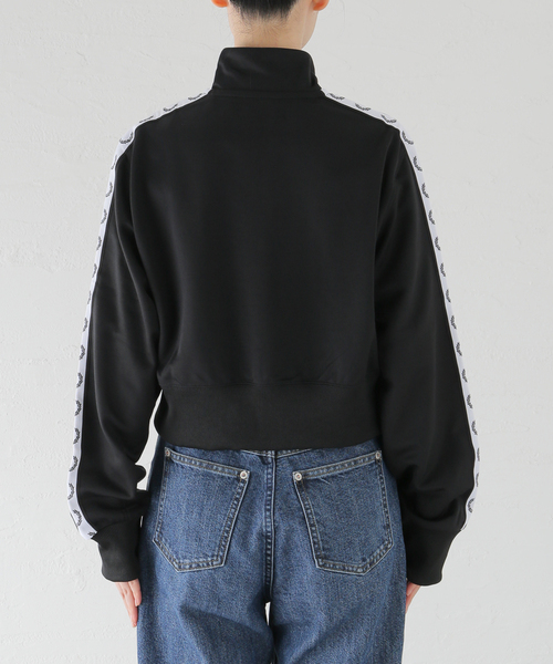 FRED PERRY(フレッドペリー)の「【FRED PERRY/フレッドペリー】 CROPPED TAPED TRACK JACKET:ブルゾン(ブルゾン・レディース・ブラック・MEDIUM)」の14枚目の写真