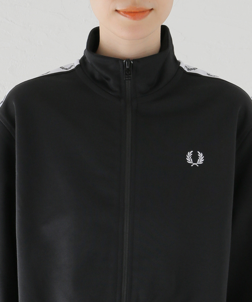 FRED PERRY(フレッドペリー)の「【FRED PERRY/フレッドペリー】 CROPPED TAPED TRACK JACKET:ブルゾン(ブルゾン・レディース・ブラック・MEDIUM)」の13枚目の写真