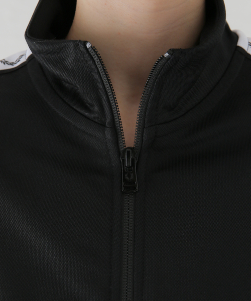 FRED PERRY(フレッドペリー)の「【FRED PERRY/フレッドペリー】 CROPPED TAPED TRACK JACKET:ブルゾン(ブルゾン・レディース・ブラック・MEDIUM)」の8枚目の写真