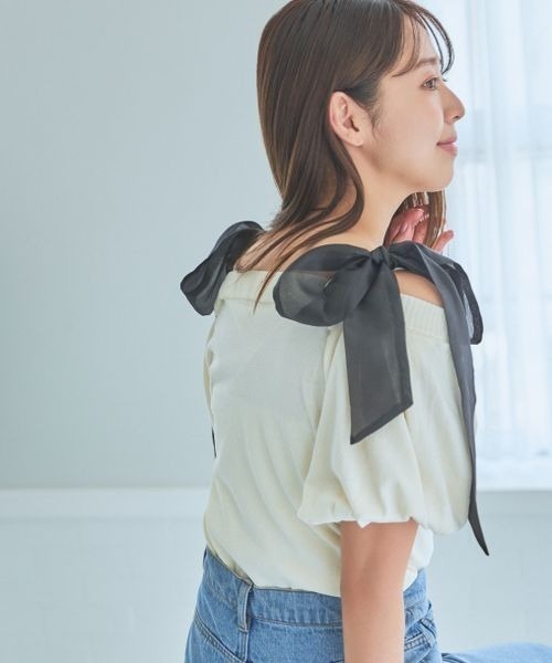 mysty woman（ミスティウーマン）の「【WEB限定】ショルダーリボンニットプルオーバー　135542（ニット/セーター・レディース・ライトベージュ/ブラック/オフホワイト・FREE）」の17枚目の写真