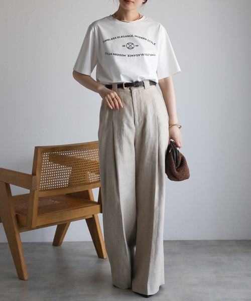 ＆HALF（アンドハーフ）の「TIMELESSロゴTシャツ（Tシャツ/カットソー・レディース・オフホワイト/スミクロ・M）」の9枚目の写真
