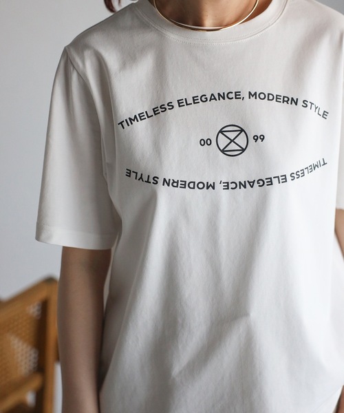 ＆HALF（アンドハーフ）の「TIMELESSロゴTシャツ（Tシャツ/カットソー・レディース・オフホワイト/スミクロ・M）」の8枚目の写真