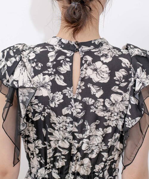 Jayro（ジャイロ）の「ラインフラワー袖フリルワンピース（ワンピース・レディース・ブラック系その他/ホワイト系その他・M）」の13枚目の写真