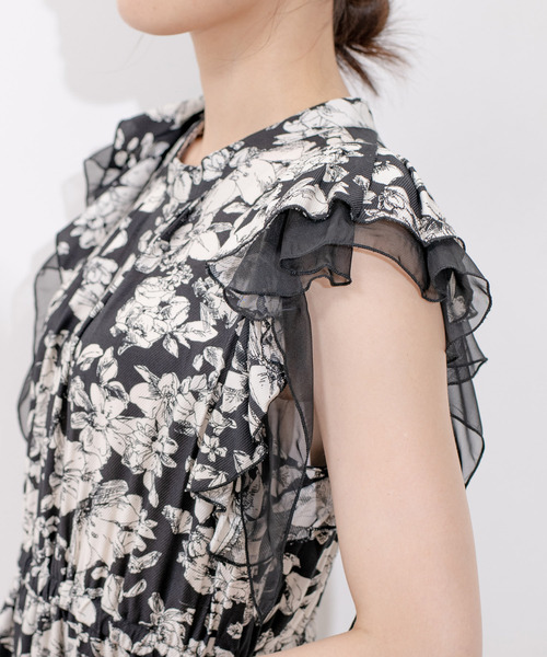 Jayro（ジャイロ）の「ラインフラワー袖フリルワンピース（ワンピース・レディース・ブラック系その他/ホワイト系その他・M）」の10枚目の写真