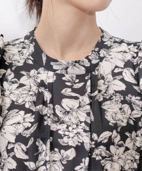 Jayro（ジャイロ）の「ラインフラワー袖フリルワンピース（ワンピース・レディース・ブラック系その他/ホワイト系その他・M）」の7枚目の写真