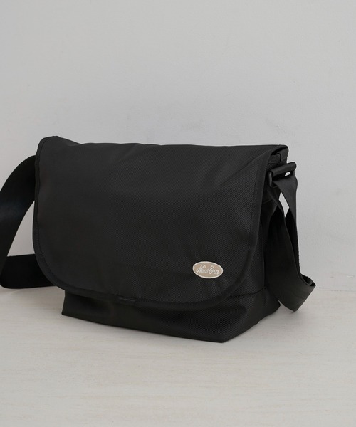 【NEWERA(R)/ニューエラ別注】OVAL LOGO SHOULDER BAG 9L（ショルダーバッグ）｜NEW ERA（ニューエラ）