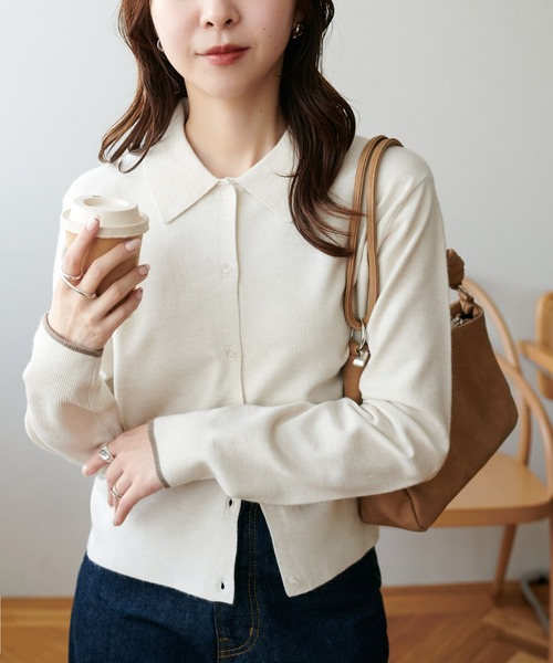 DISCOAT（ディスコート）の「【新色追加!!】モチモチ衿付きカーディガン《WEB限定カラーあり》（カーディガン/ボレロ・レディース・レッド/ピンク/ベージュ/ブラック/アイボリー/チャコールグレー/ホワイト/ライトグレー/ネイビー/グリーン系その他/モカ/ピンク系その他・FREE）」の3枚目の写真