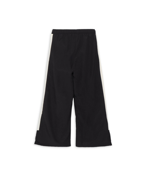 PUMA（プーマ）の「PUMA プーマ ウィメンズ CORE HERITAGE ウーブン トラックパンツ（その他パンツ・レディース・ブラック/グリーン・LARGE/MEDIUM/SMALL/X-LARGE）」の5枚目の写真