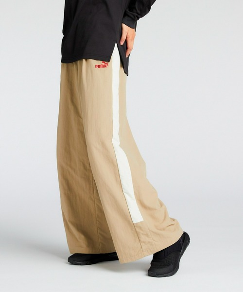 PUMA（プーマ）の「PUMA プーマ ウィメンズ CORE HERITAGE ウーブン トラックパンツ（その他パンツ・レディース・ブラック/グリーン・LARGE/MEDIUM/SMALL/X-LARGE）」の2枚目の写真