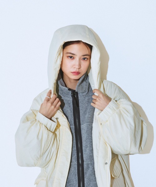 ジーナシスモンスターブルゾン　アイボリー ジーナシスモンスターブルゾン アイボリー リバーシブルモンスター