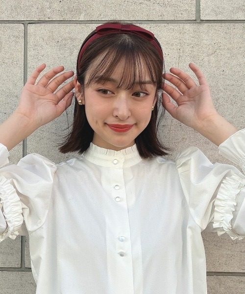 F i.n.t（フィント）の「ミニリボンカチューシャ/fint（カチューシャ・レディース・ブルーグレー/ブラック/レッド・FREE）」の3枚目の写真