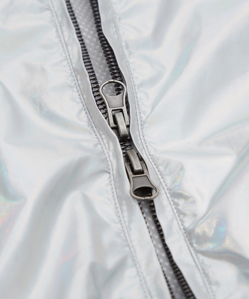 improves(インプローブス)の「シャイニー ライン袖 トラックジャケット(ブルゾン・メンズ・ブラック/シルバー/ホワイト・SMALL/MEDIUM/LARGE)」の10枚目の写真