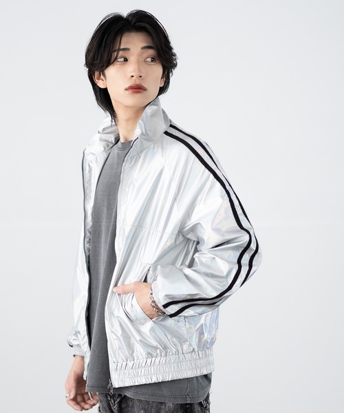 improves(インプローブス)の「シャイニー ライン袖 トラックジャケット(ブルゾン・メンズ・ブラック/シルバー/ホワイト・SMALL/MEDIUM/LARGE)」の18枚目の写真