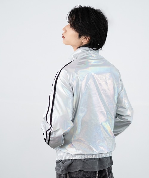improves(インプローブス)の「シャイニー ライン袖 トラックジャケット(ブルゾン・メンズ・ブラック/シルバー/ホワイト・SMALL/MEDIUM/LARGE)」の20枚目の写真