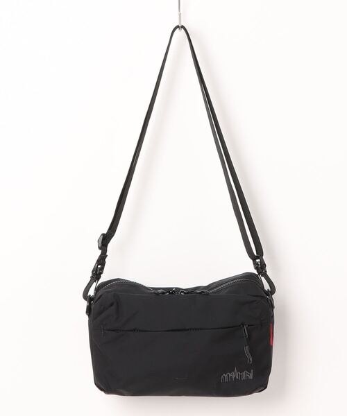 Manhattan Portage（マンハッタンポーテージ）の「Cityhall Shoulder Bag Nylon Tussah Quill（ショルダーバッグ・メンズ・ベージュ/ブラック・X-SMALL）」の3枚目の写真