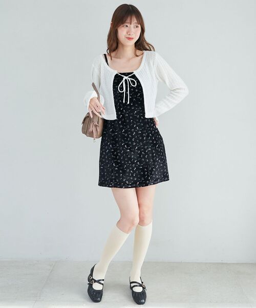 MAJESTIC LEGON（マジェスティックレゴン）の「カーデセットミニキャミワンピース（ワンピース・レディース・ブラック系その他/ベージュ系その他2・MEDIUM）」の4枚目の写真