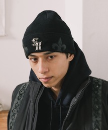 SUPPLIER サプライヤー CROSS LEATHER PATCH ビーニー SUPPLIER（サプライヤー）の「SUPPLIER/サプライヤー Faux