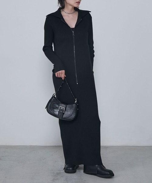 Long half-zip polo knit dress / ロングハーフジップポロニット