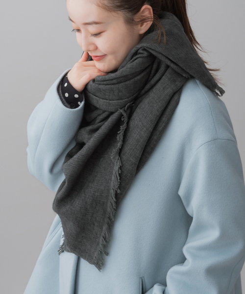 IENA(イエナ)の「NIMNIMDUAI/ニムニムデュアイ YAK COTTON ストール(ストール/ショール・レディース・ウッド/チャコールグレー・FREE)」の5枚目の写真